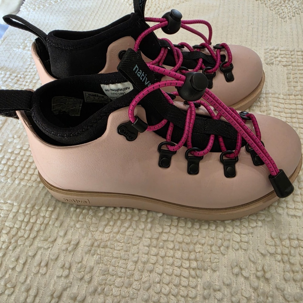 Native Kids Fitzsimmons Citylite Hiking Outdoor Boots In Pink C13 Childs